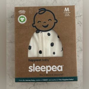 New In Box Happiest Baby Sleepea 5 Second Swaddle - MEDIUM - Ivory Planets